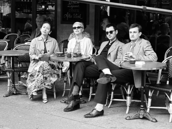 Пистолет, и девушка, и все-все-все: «Новая волна» Ричарда Линклейтера добралась из Канн до России