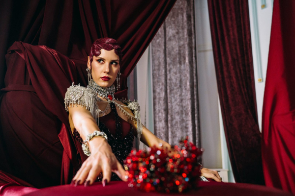 «Алиса в Стране чудес»: Время назад